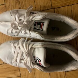 Low top White Fila Sneakers